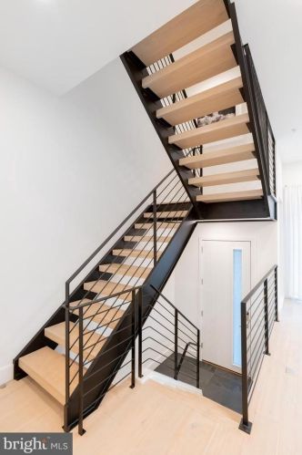 123 23 St, Philadelphia PA 19121-1329 exterior