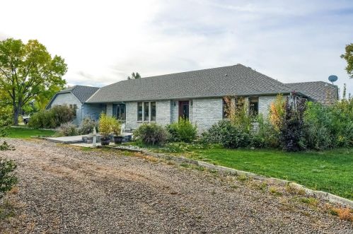 1870 Macom Dr, Deckers CO 80135-8721 exterior