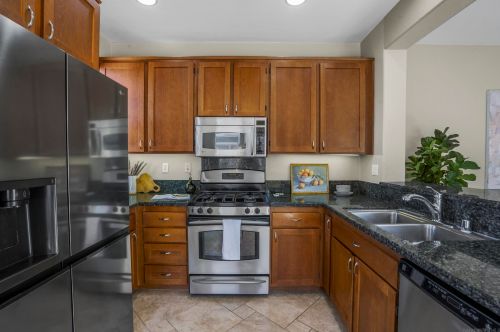 1199 Elfin Forest Rd, San Marcos CA  92078-1077 exterior