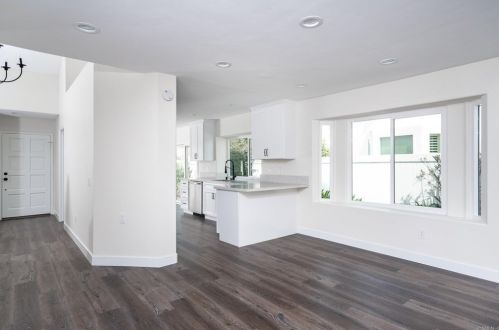 4670 Cordoba Way, Oceanside CA  92056-5104 exterior