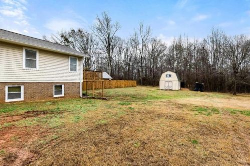 2973 Jefferson Riv Rd, Jefferson GA  30549-4323 exterior
