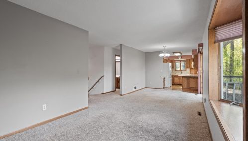 2242 Grospoint Ave, Saint Paul MN  55128-4402 exterior