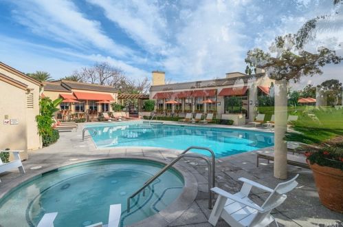 13 Verde, Irvine CA  92612-2615 exterior