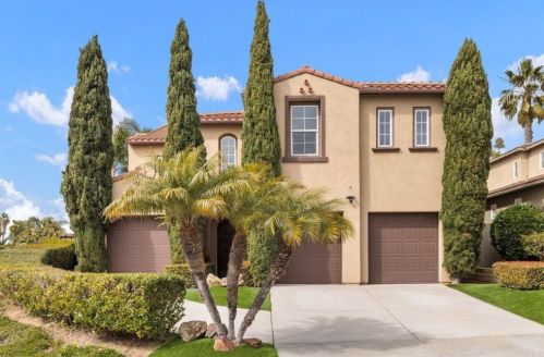 600 Marlin Ln, Carlsbad, CA 92011-4685