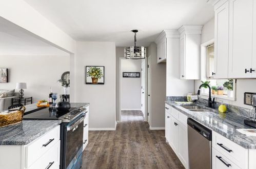 1903 Mcjenkin Dr, Atlanta GA  30345-3005 exterior