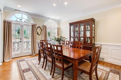 4450 Crestwicke Pointe, Atlanta GA  30319-1081 exterior
