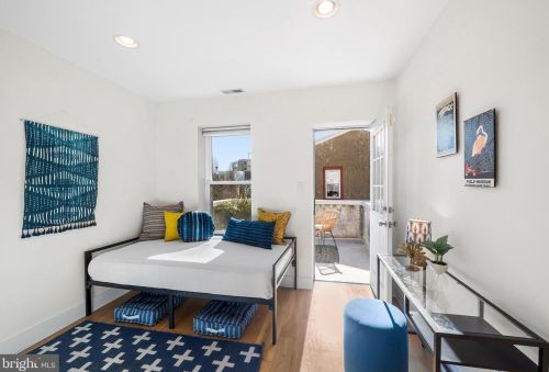 1636 Eyre St, Philadelphia PA  19125-2420 exterior