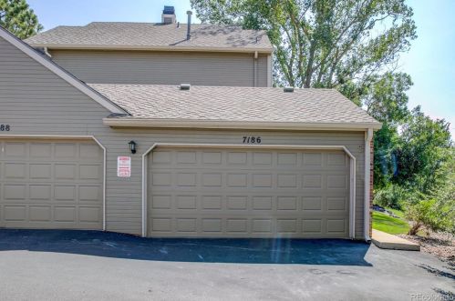 7186 Bentley Cir, Englewood CO 80112-1186 exterior