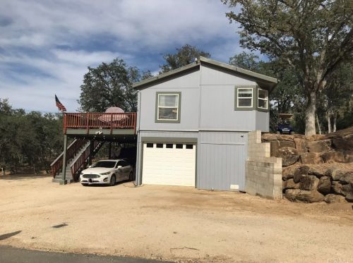 11011 Shore Dr, Lake Nacimiento, CA 93446-8737