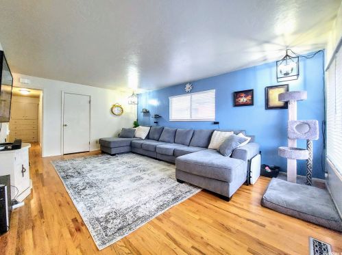 2180 5700, Roy, UT 84067-2328