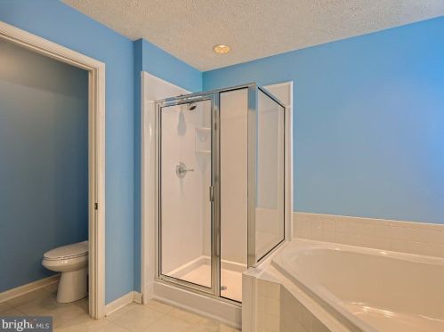 565 Windsong Dr, Aberdeen MD  21001-1809 exterior