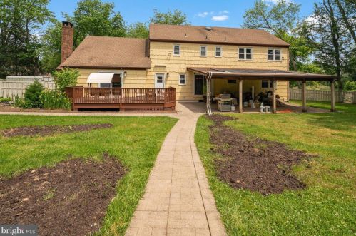 1 Teak Ln, Princeton NJ 08540-4724 exterior