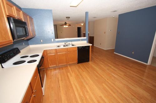 5221 Bedfordshire Dr, Fort Worth TX  76135-1438 exterior