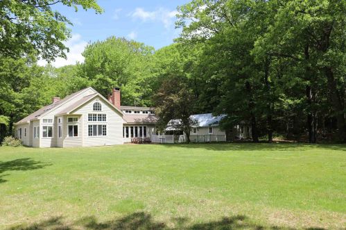 631 Currier Rd, Hill, NH 03243-3222