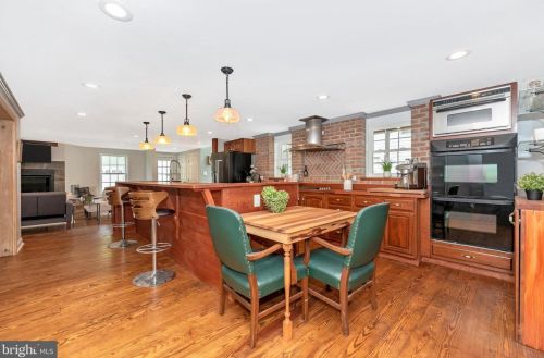 109 Main St, Graceham MD  21788-2042 exterior