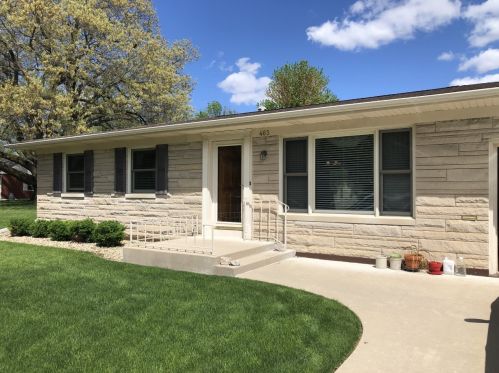 463 Prouty Dr, Hollowayville, IL 61356-2543
