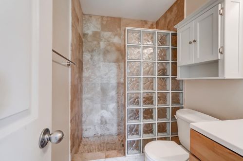 959 Auburnview Dr, Cincinnati OH  45206-2582 exterior