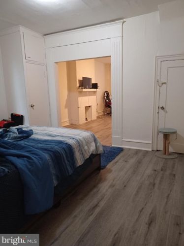 4810 11 St, Philadelphia PA 19112-0013 exterior