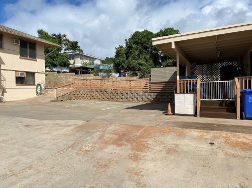 728 21 Ave, Honolulu HI  96816-4516 exterior