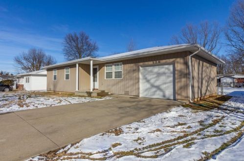 526 Krudwig Ave, Lebanon, MO 65536-2569
