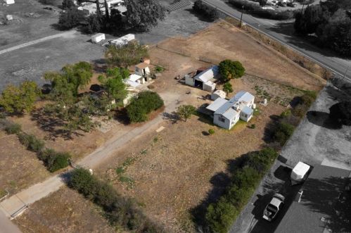 1250 9th St, Ramona, CA 92065-2824