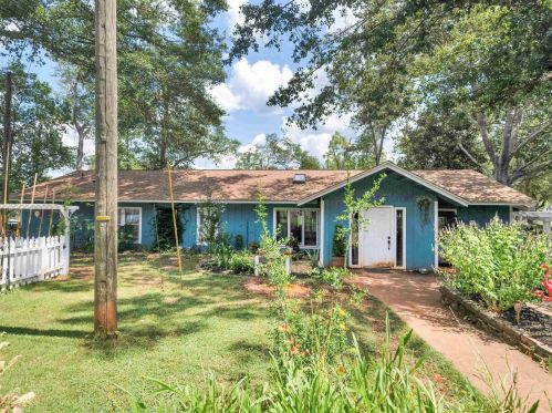 186 Southern Shores Rd, Jackson, GA 30233-3365