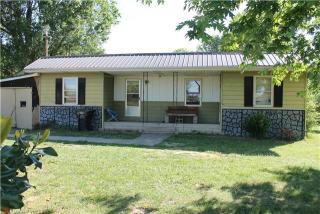 147 Freeman St, Tullahoma, TN 37388-2777