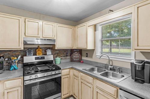 111 Country Ml Ln, Stockbridge GA  30281-4555 exterior