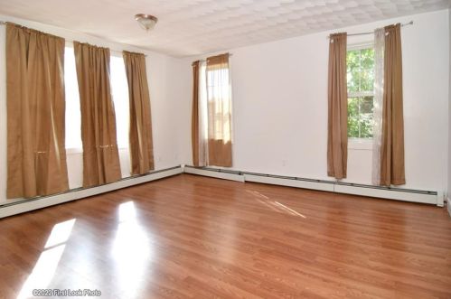 100 Clym St, Providence, RI 02908-2505