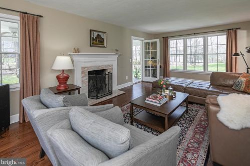 23 Honeybrook Dr, Princeton NJ  08540-7408 exterior