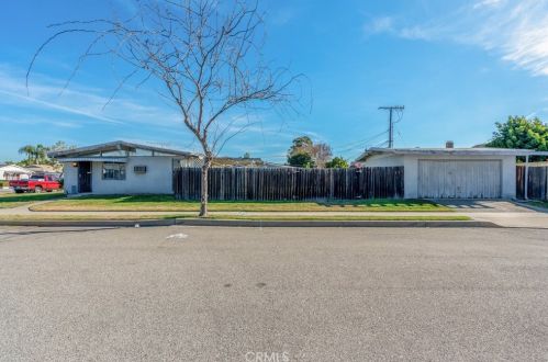 1430 Chalet Ave, Anaheim CA  92802-2147 exterior
