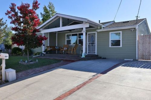222 Garfield Ave, El Cajon, CA 92020-2728