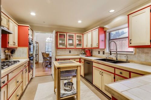 2517 Belmeade Dr, Carrollton TX 75006-2008 exterior