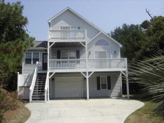 208 Stroud St, Emerald Isle NC  28594-2477 exterior