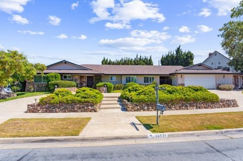 13731 Rushmore Ln, Santa Ana, CA 92705-2652