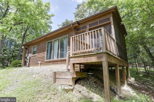 4 Pileated Woodpecker Ln, Hedgesville WV  25427-6232 exterior
