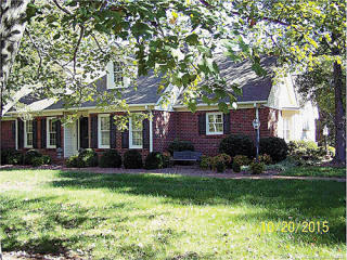 1524 Derbydowns Dr, Gastonia, NC 28056-1600