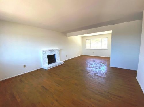 1836 Harding St, Seaside, CA 93955-3926