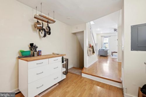 1419 4 St, Philadelphia PA 19147-0059 exterior