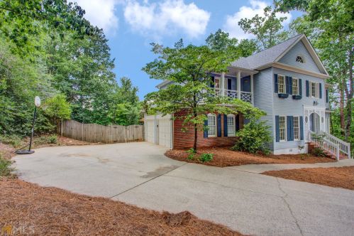 4845 Brent Knoll Ln, Suwanee, GA 30024-1373