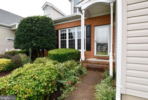 4417 Turnberry Dr, Fredericksburg, VA 22408-9548