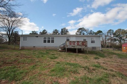 150 Farmers Academy Rd, Martin, GA 30557-4024