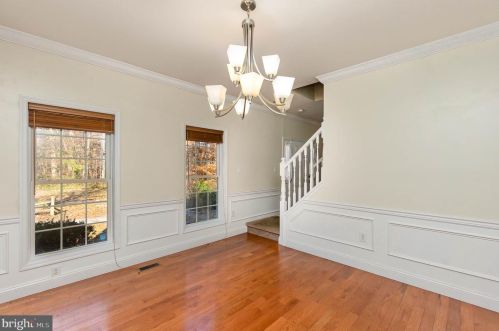 355 Mount Royal Ave, Aberdeen MD  21001-1946 exterior