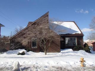 1958 5th St, Allentown, PA 18103-4980
