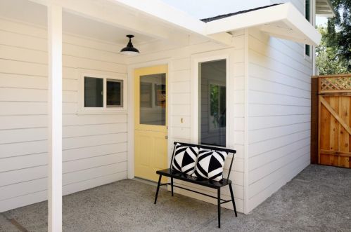 246 Walter Hays Dr, Palo Alto, CA 94303-2925
