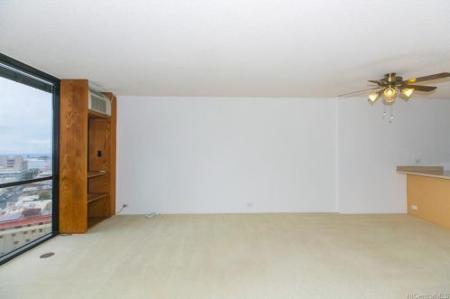 60 Beretania St, Honolulu HI  96817-4752 exterior