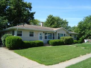 448 2nd Avenue D, Silvis, IL 61282-2141