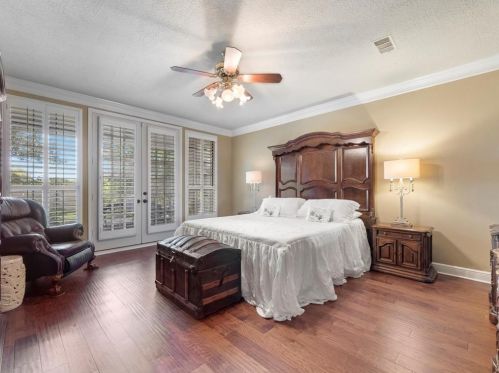 2202 Country Crk Way, Richmond TX 77406-6611 exterior