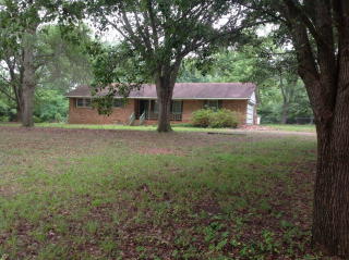 853 Strickland Cir, Colbert, GA 30628-7006