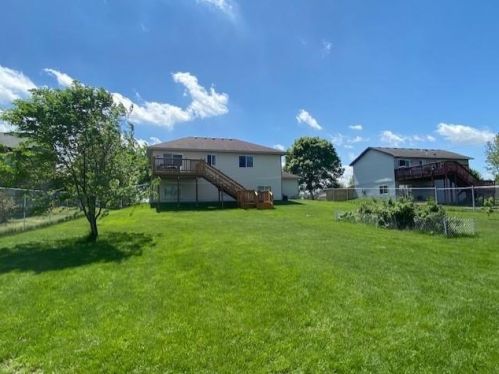 1668 10th Ave, Spectacle Lake, MN 55008-3758